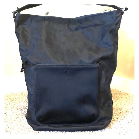 lululemon athletica Handbags - Lululemon black bag